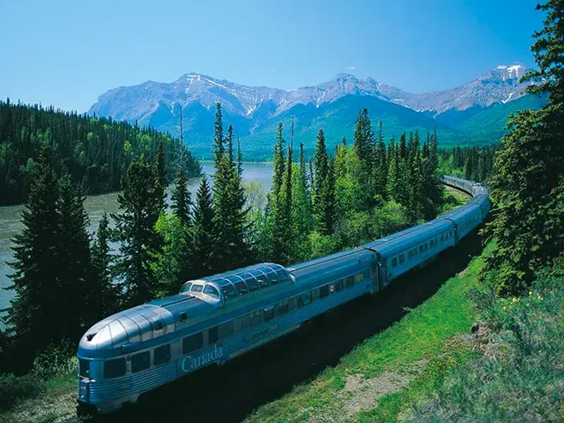 British Columbia Train Travel Guide: VIA Rail